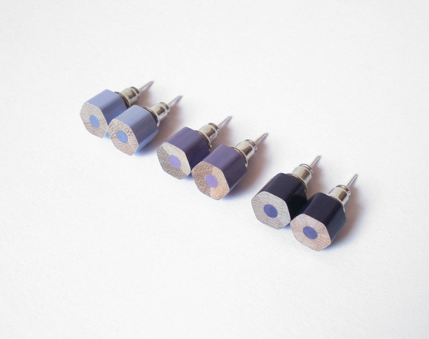 Color pencil earing studs, the hexagon version in purple
